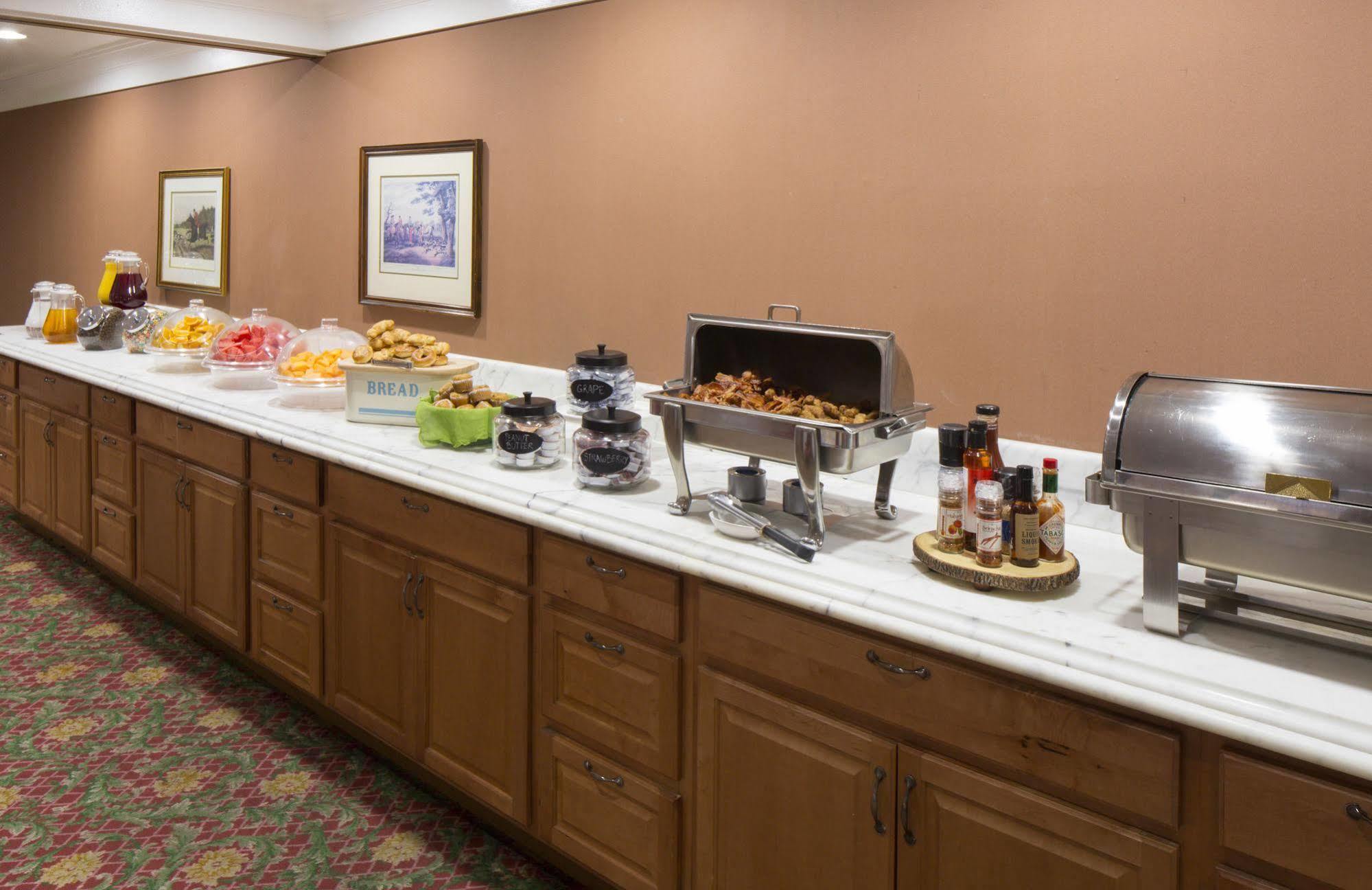 Campbell Inn Hotel Экстерьер фото